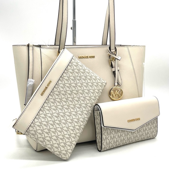 Michael Kors Large Charlotte 3 in 1 Tote Bag - Picture 2 of 16